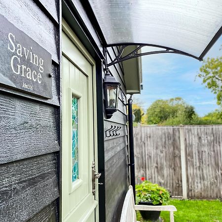 Villa Saving Grace With Private Hot Tub Bawdeswell Exterior foto