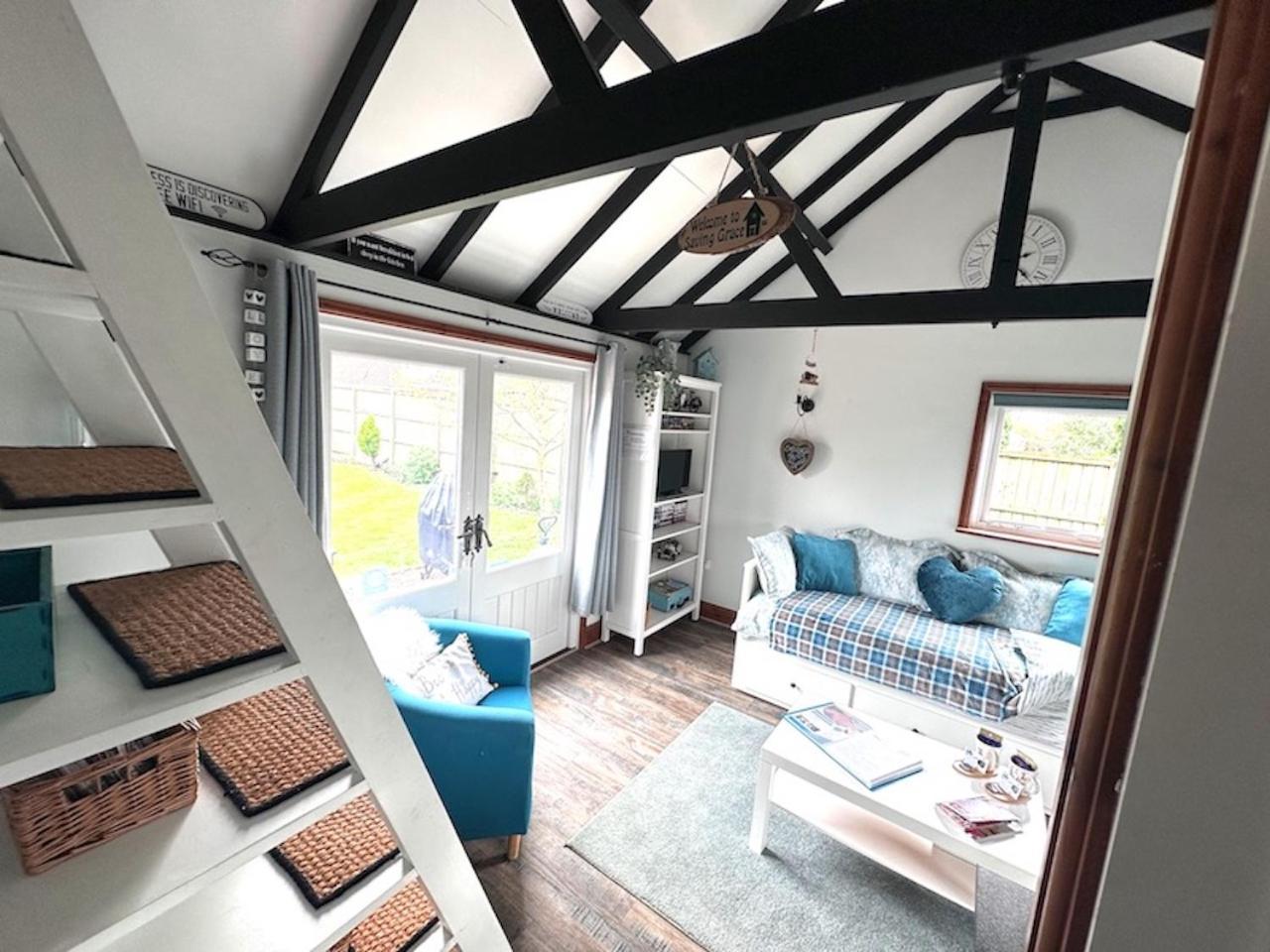 Villa Saving Grace With Private Hot Tub Bawdeswell Exterior foto