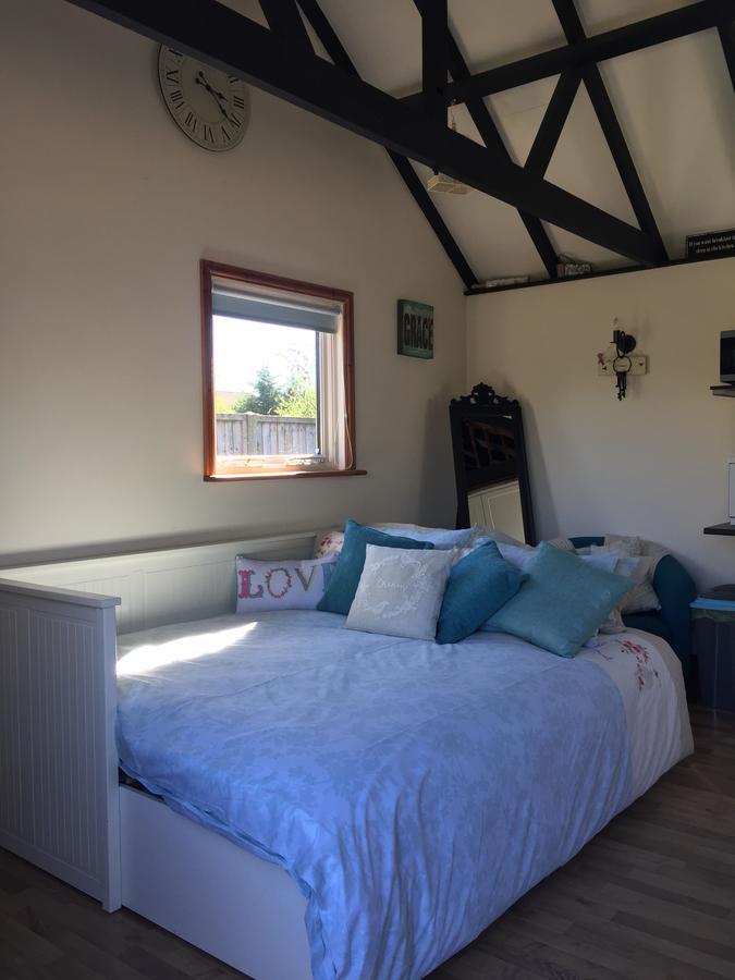 Villa Saving Grace With Private Hot Tub Bawdeswell Exterior foto